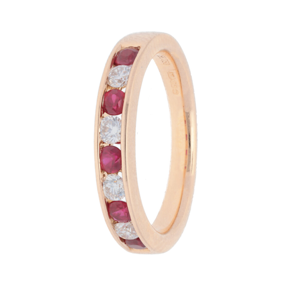 Diamond and Ruby Half Eternity ring in 18K yellow Gold