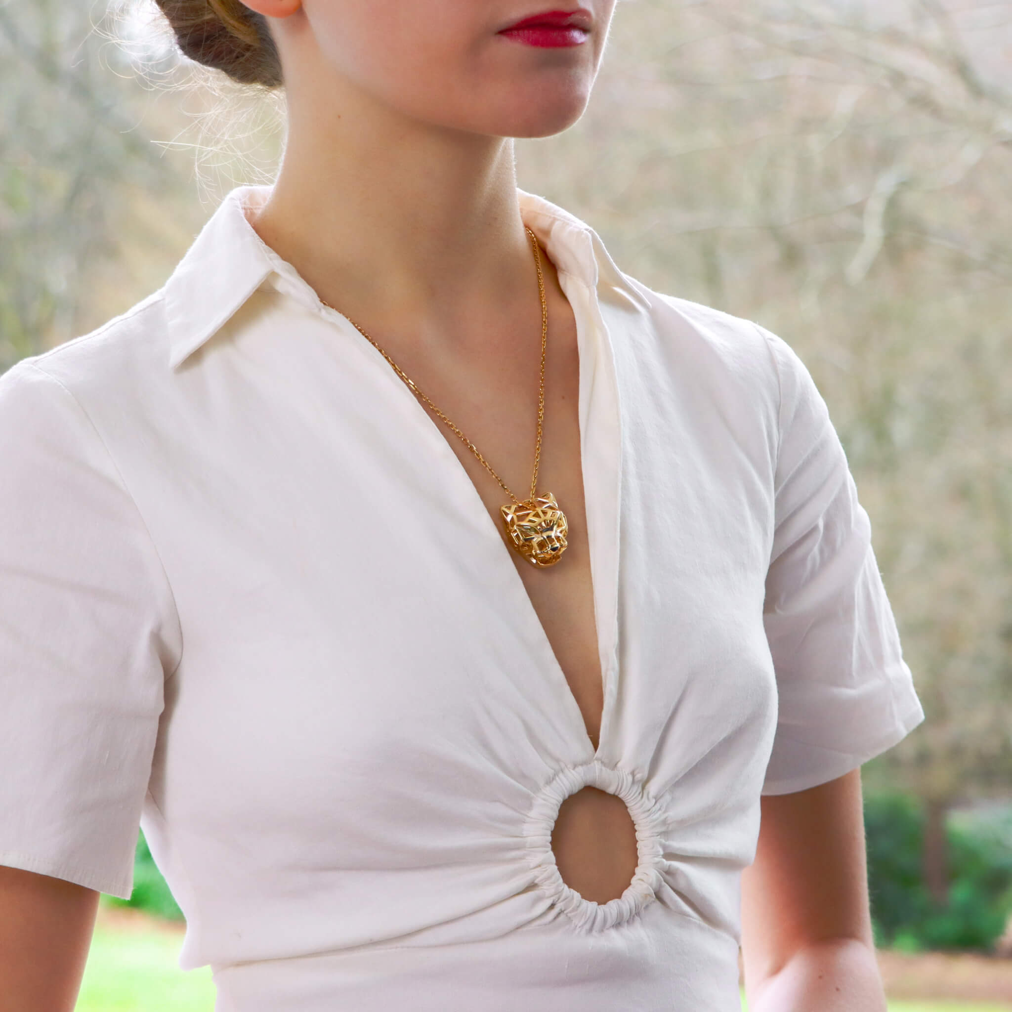 Cartier lion necklace hot sale