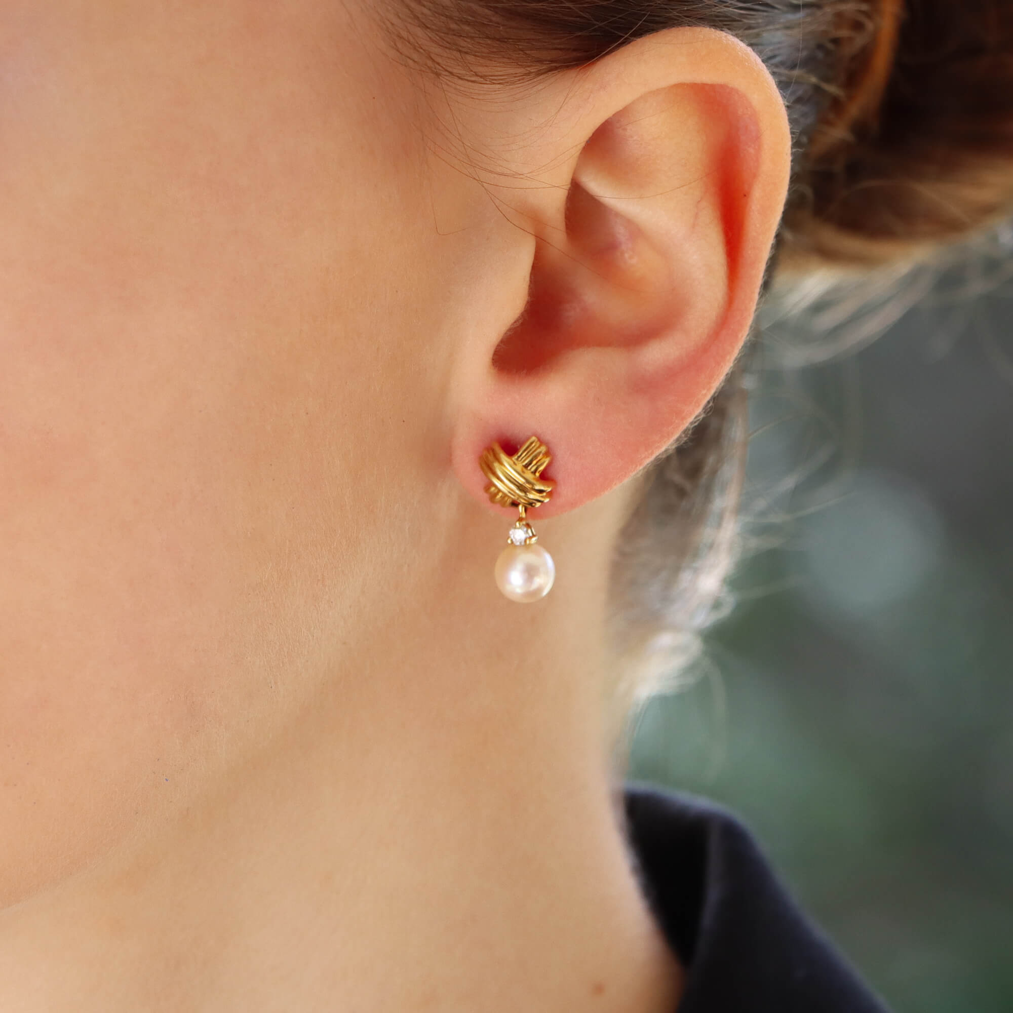 Tiffany and company pearl on sale earrings