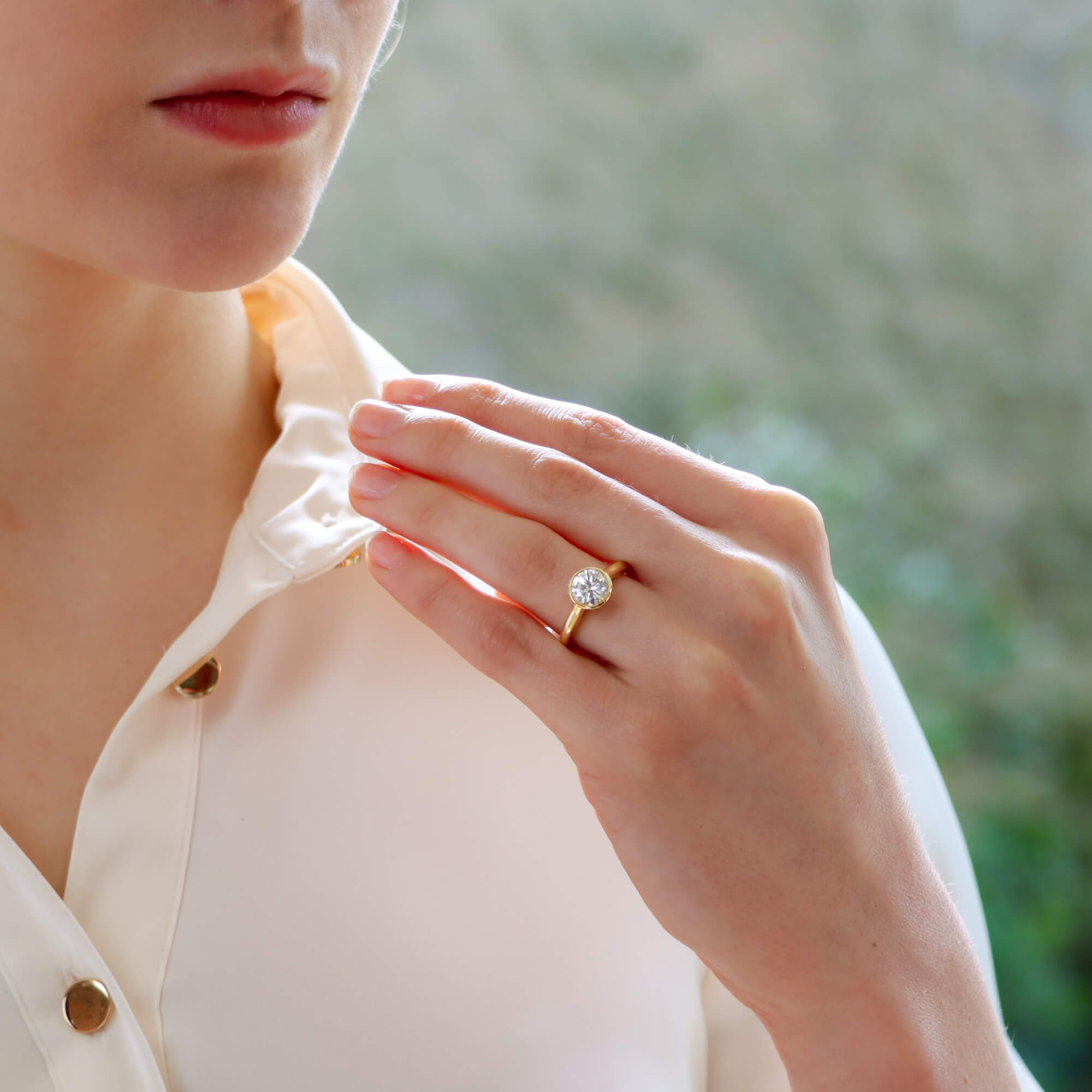 Diamond ring for single woman discount