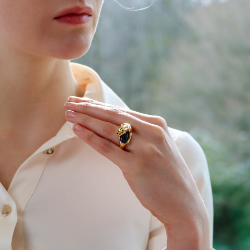 Vintage Panthère De Cartier Sapphire and Emerald Panther Ring