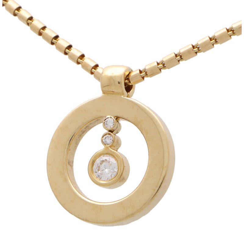 Vintage Roberto Coin Cento Diamond Circle Pendant Necklace