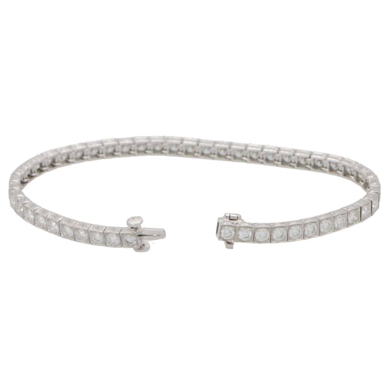 5.04 Carat Diamond Line Tennis Bracelet