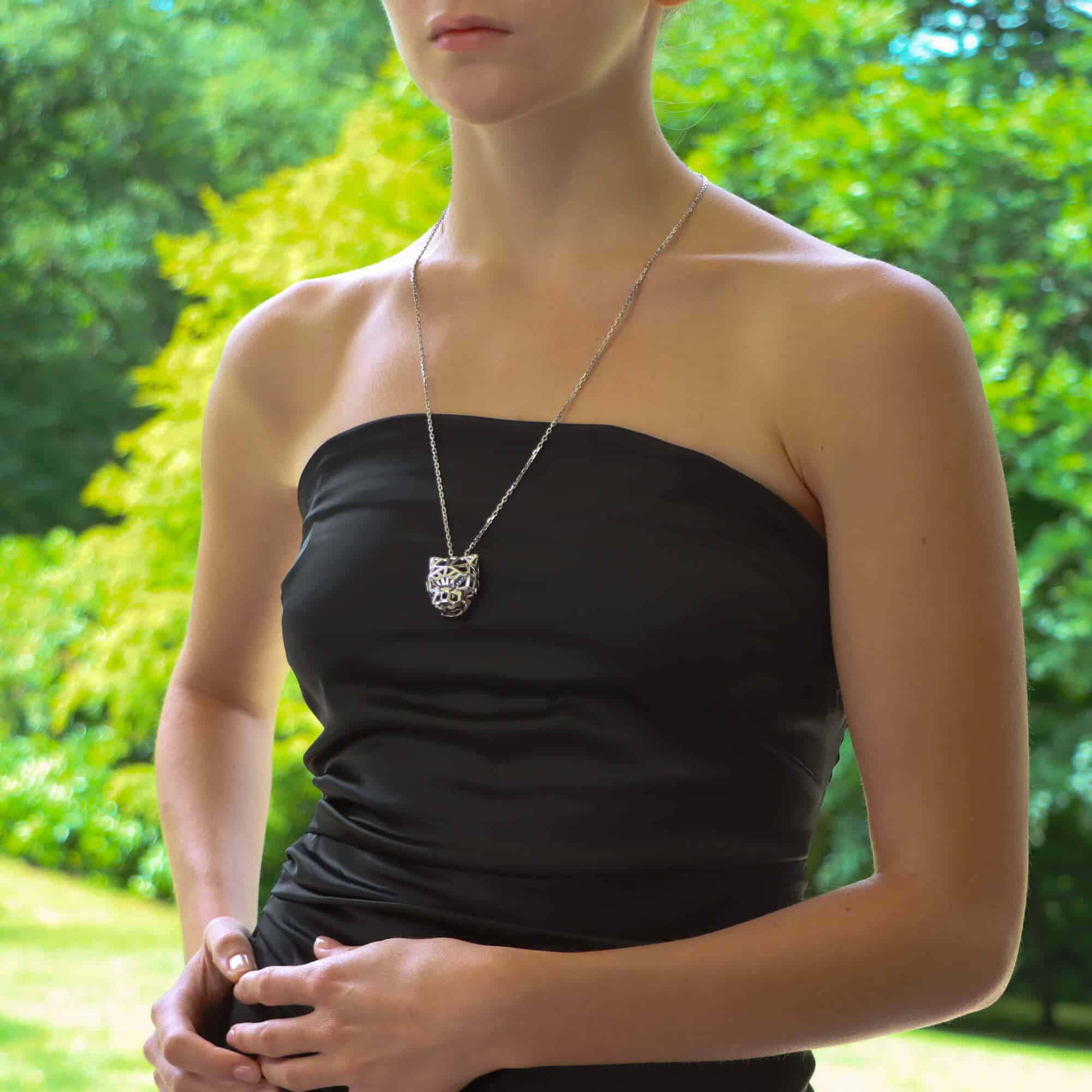 Cartier deals jaguar necklace