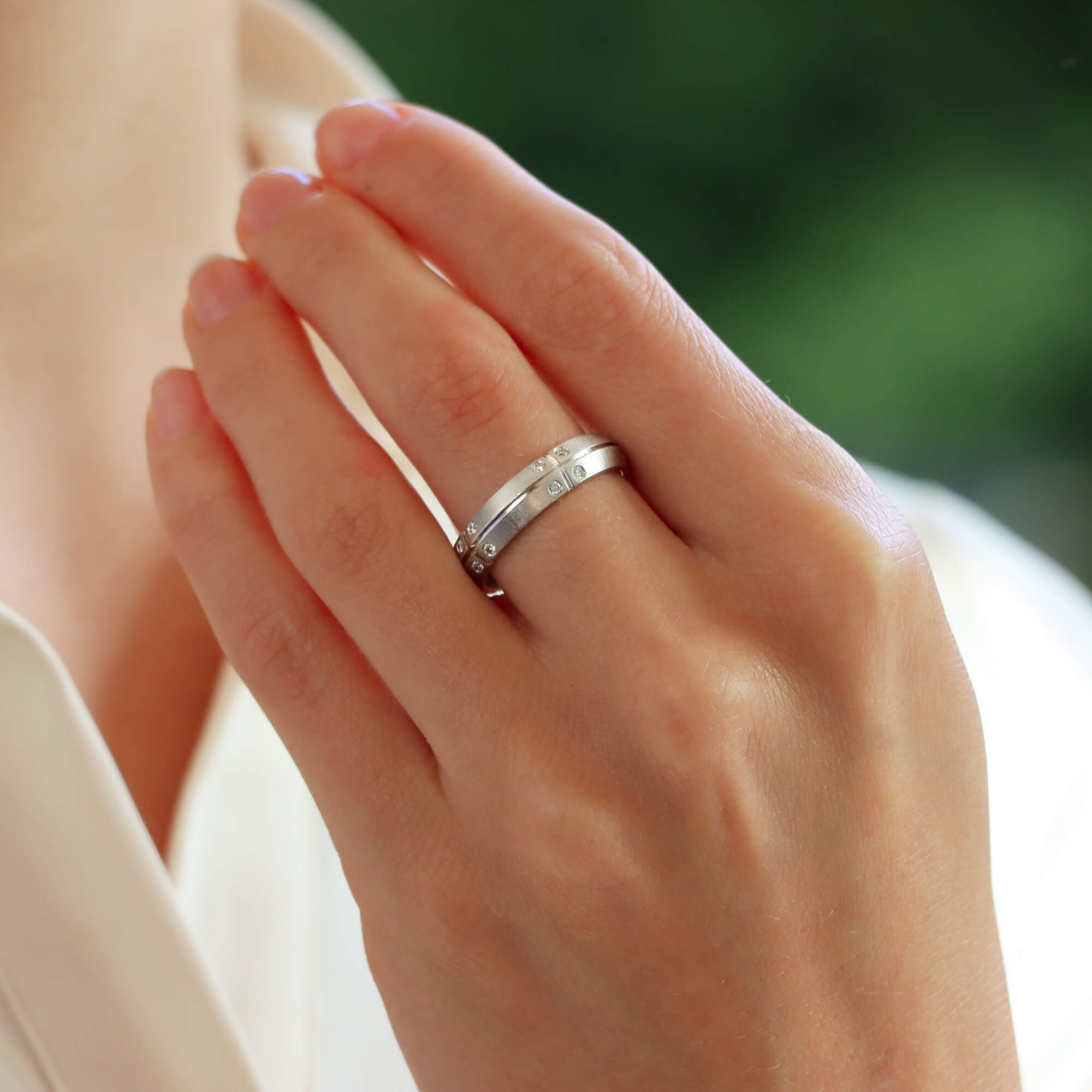 Tiffany shop streamerica ring