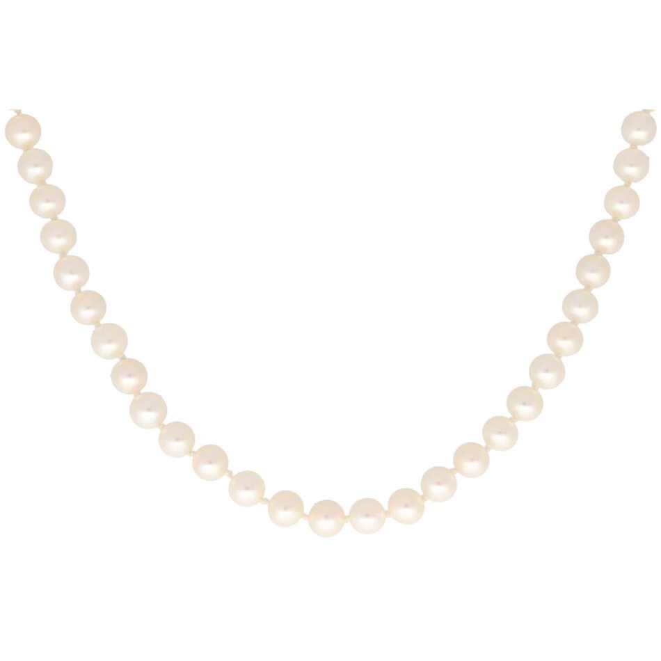 Vintage White Pearl Strand Necklace With Yellow Gold Clasp