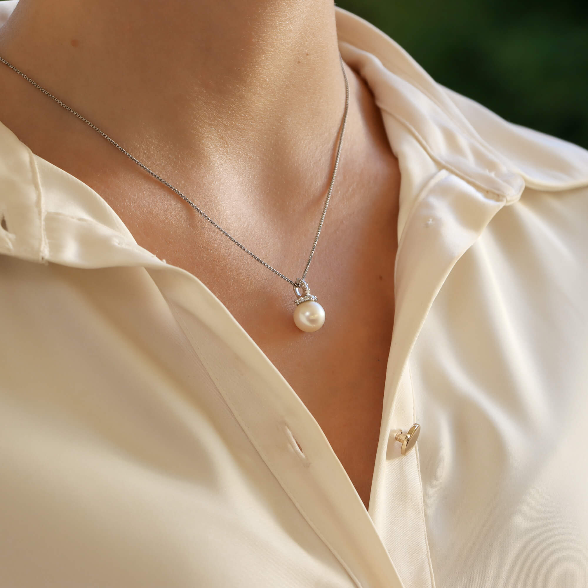 Vintage pearl pendant necklace shop