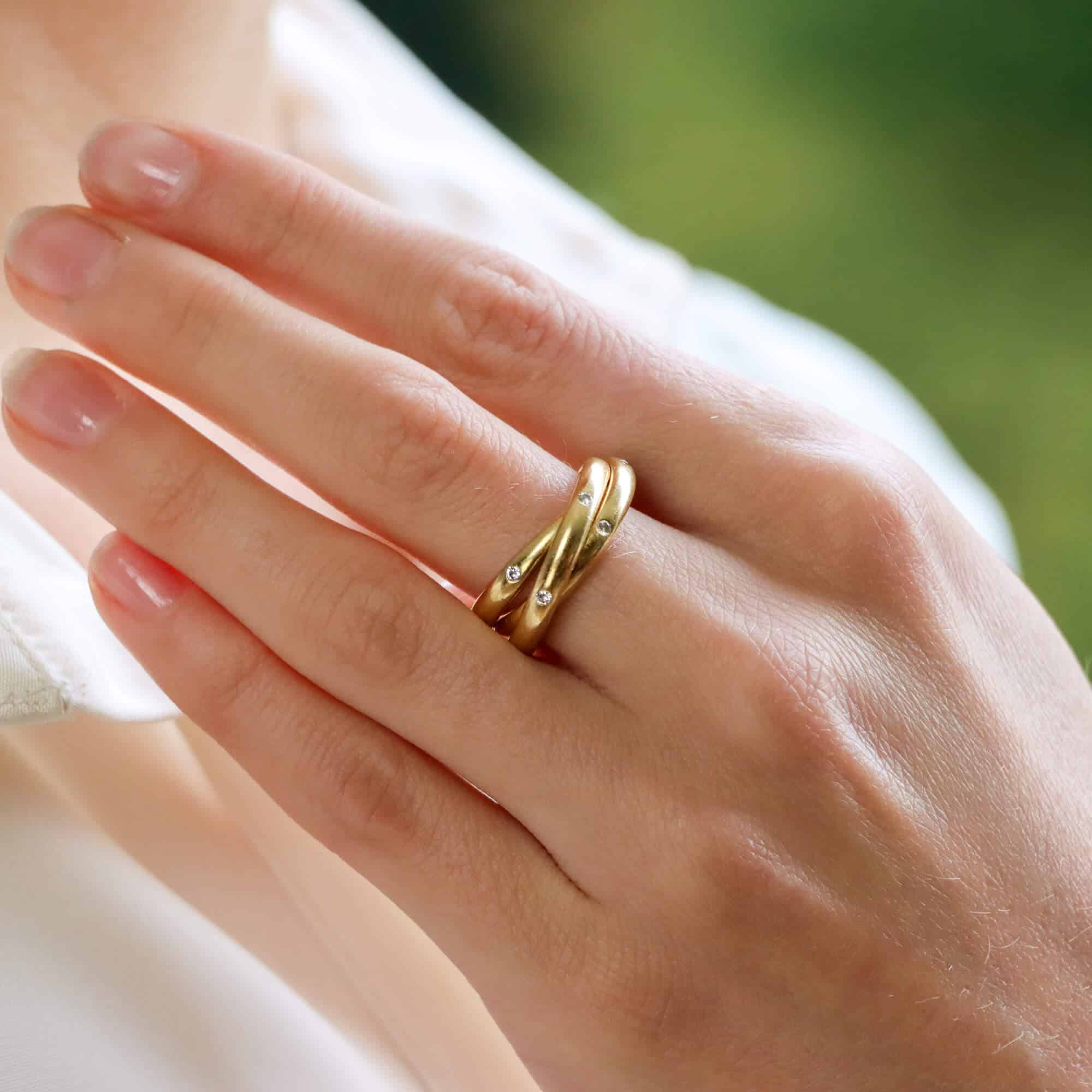 Cartier sales trio ring