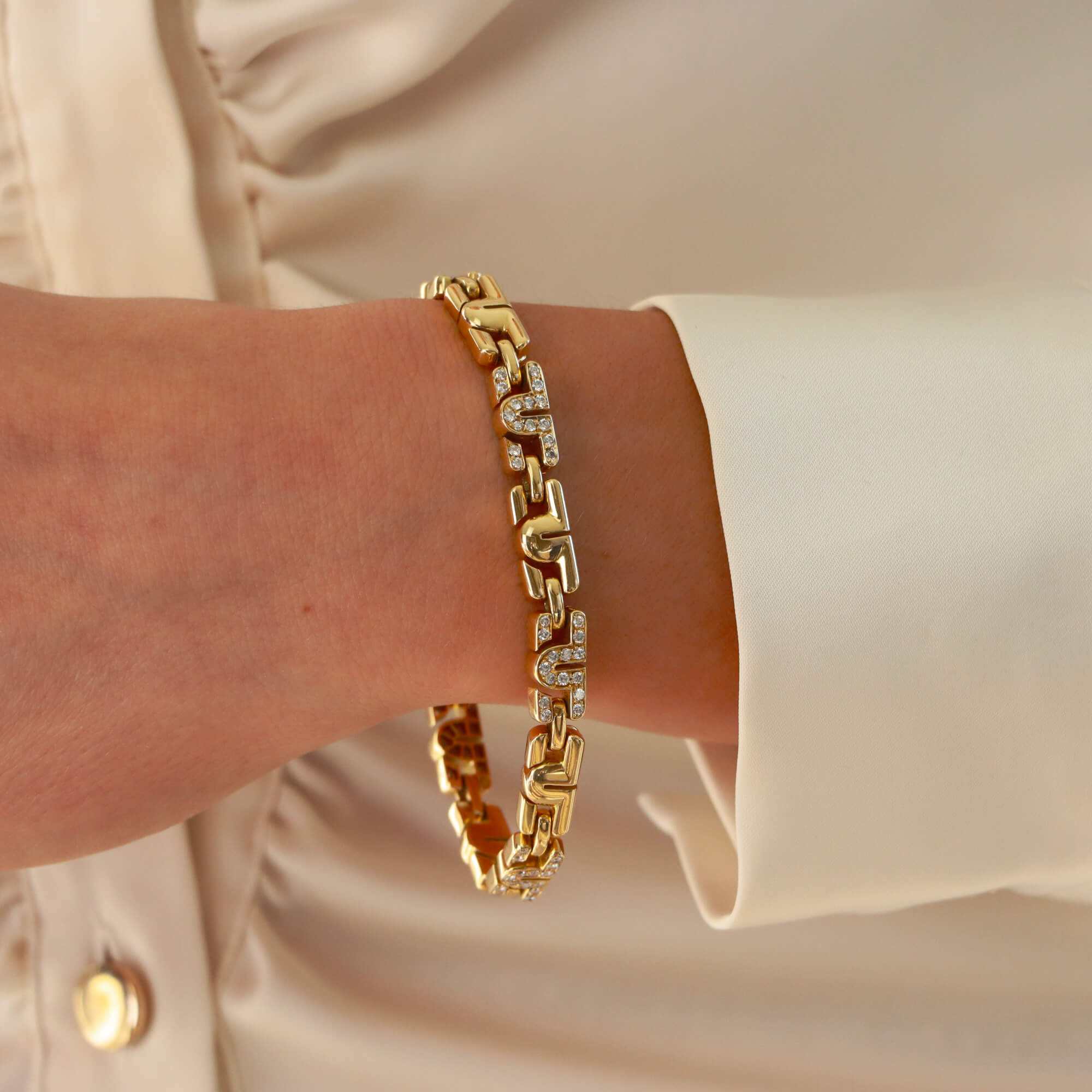 Vintage jewelry new arrivals bracelets