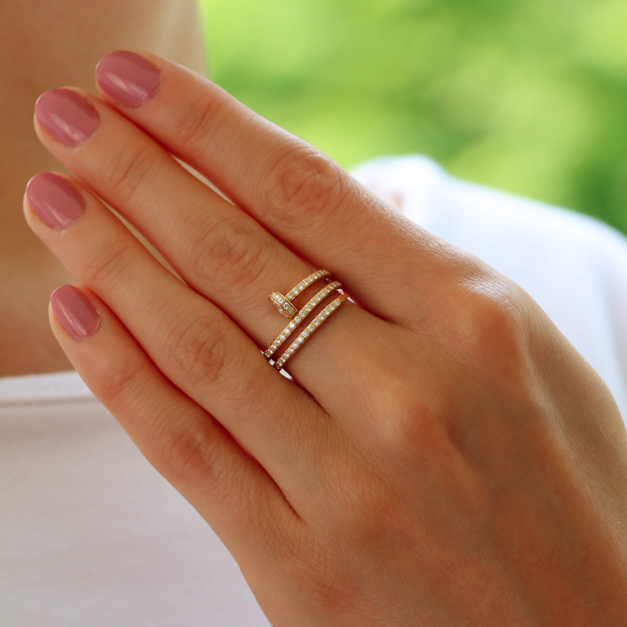 Cartier rose online gold nail ring