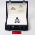 Omega Speedmaster Snoopy 310.32.42.50.02.001