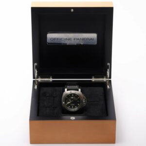 Panerai Luminor Submersible PAM00305