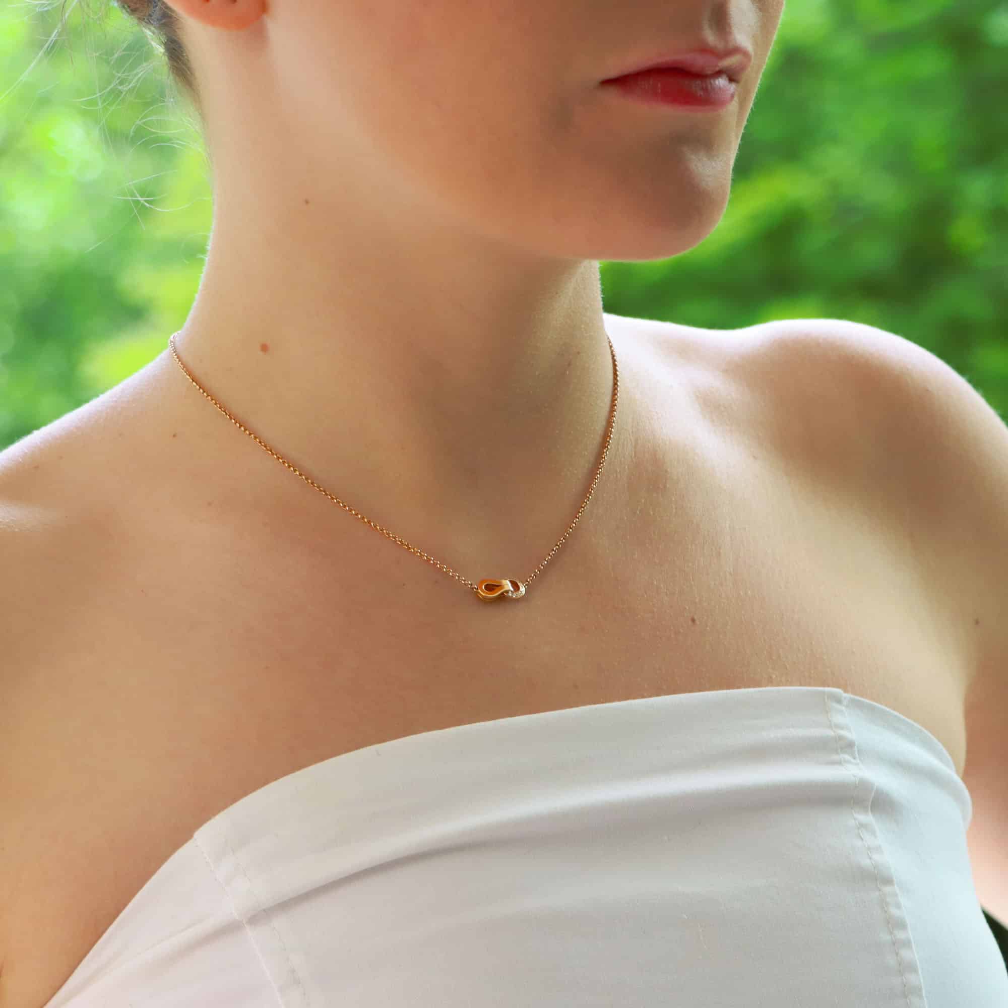 Cartier solitaire necklace best sale