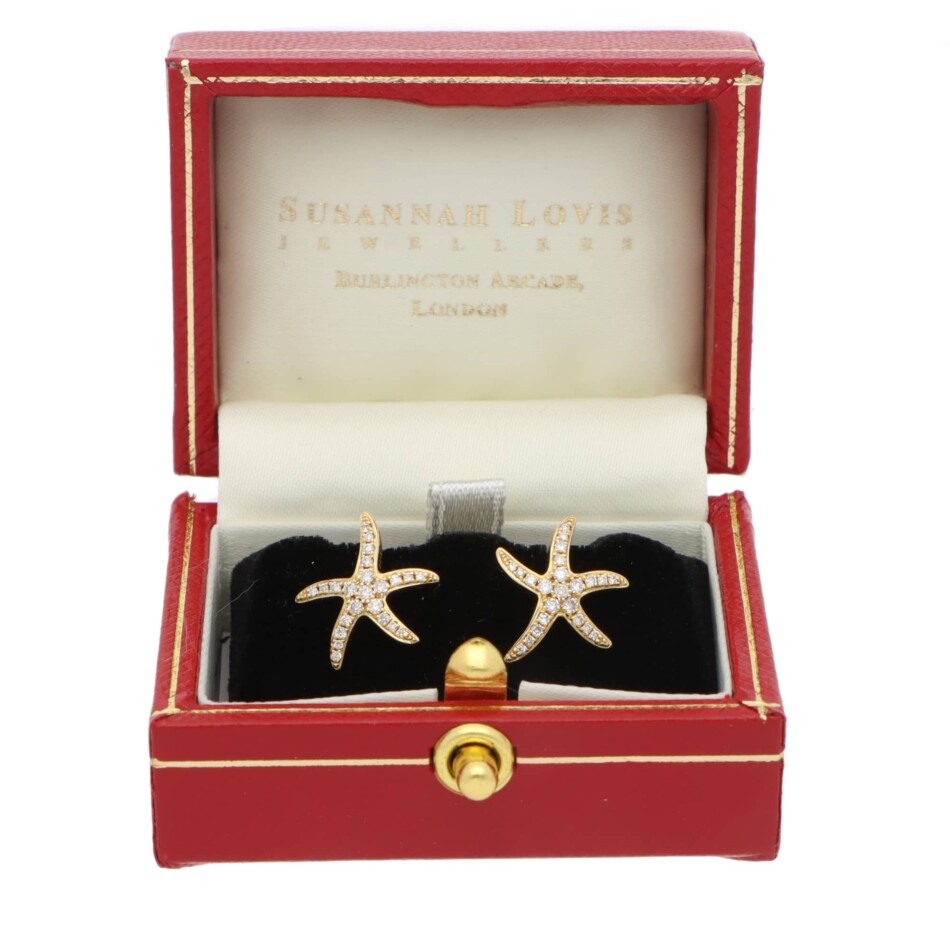 Medium Diamond Starfish Stud Earrings in Yellow Gold