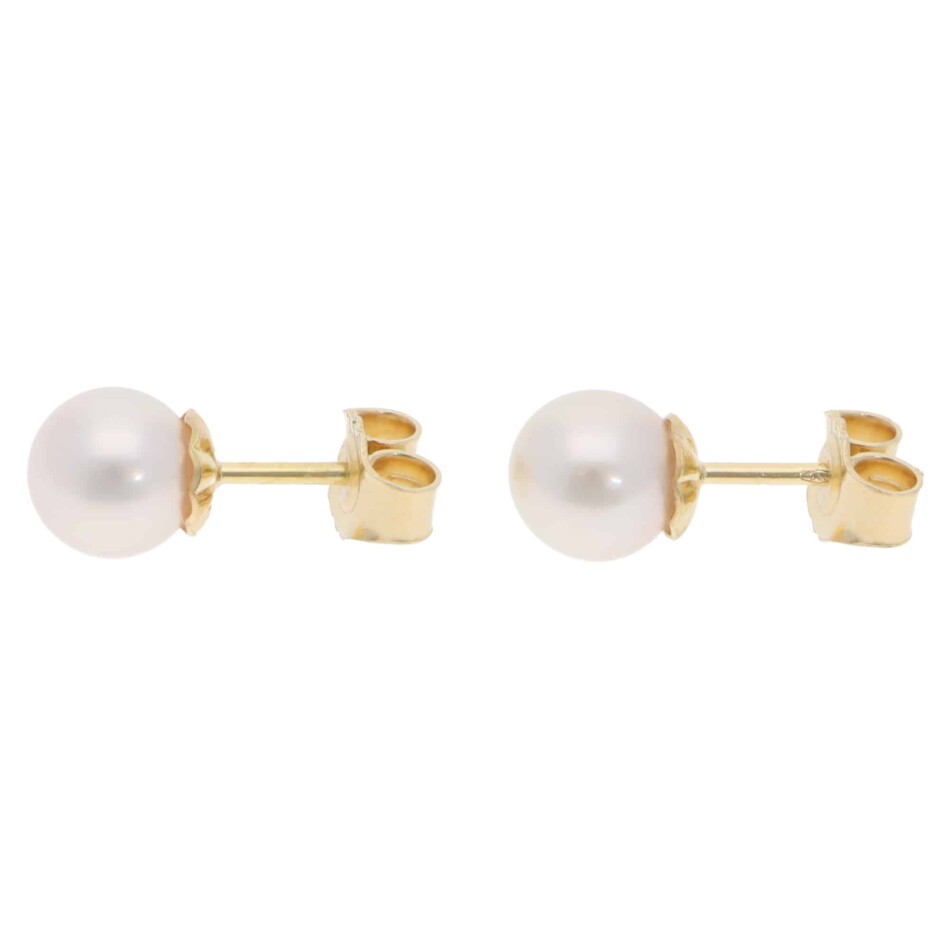 Contemporary 7.5mm Akoya Pearl Stud Earrings in Yellow Gold
