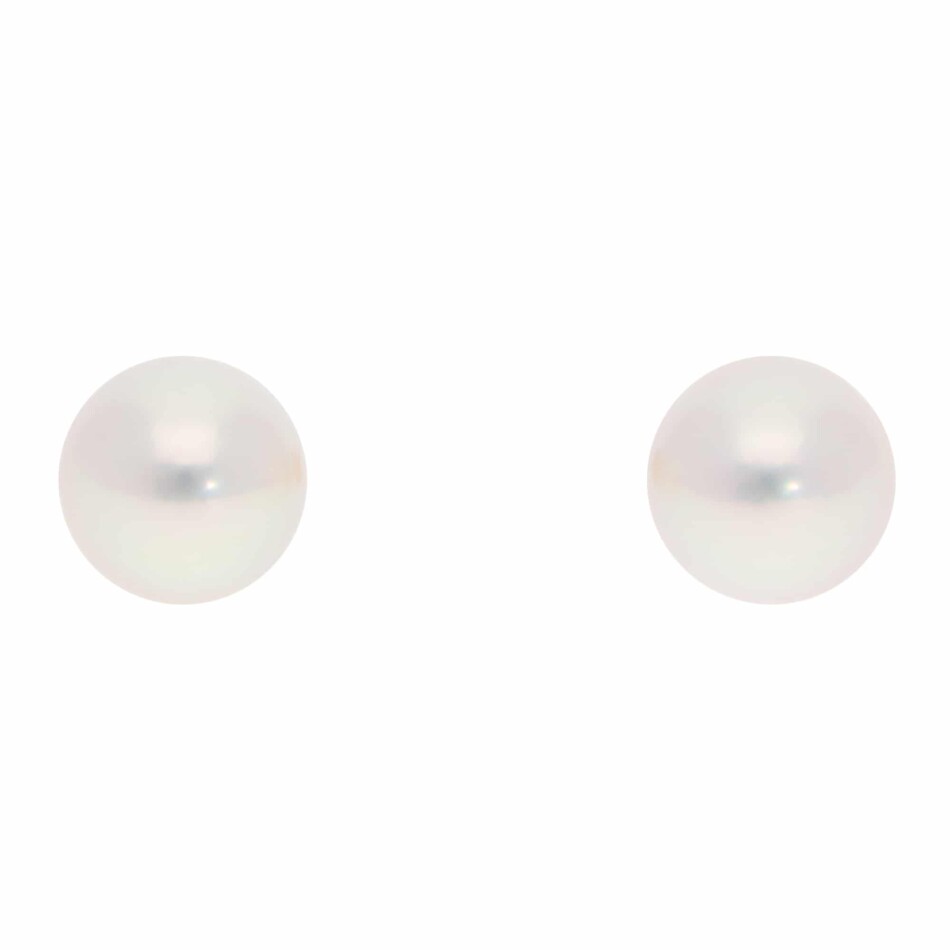 Contemporary 8.5mm Akoya Pearl Stud Earrings in Yellow Gold