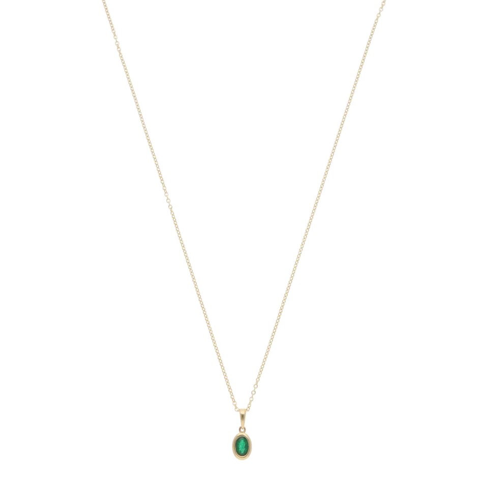 Contemporary Emerald Pendant Necklace in Yellow Gold