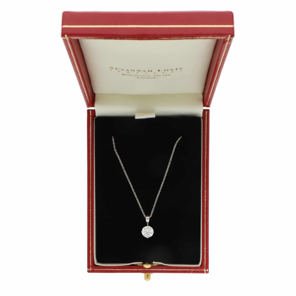 Contemporary GIA Certified 0.90ct Diamond Solitaire Necklace