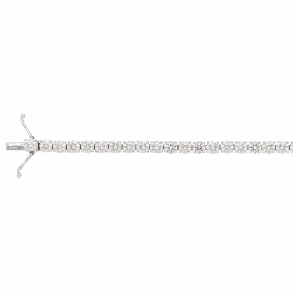 Contemporary 6.96ct Diamond Line Tennis Bracelet in White Gold