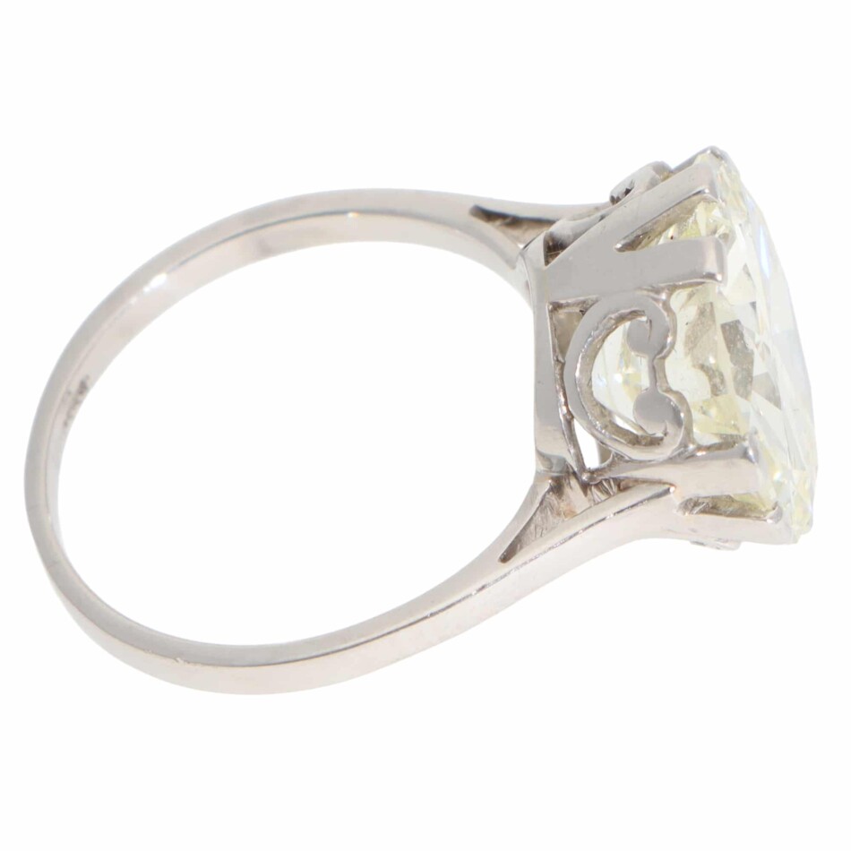 Vintage 6.11ct Old Cut Diamond Solitaire Ring in Platinum