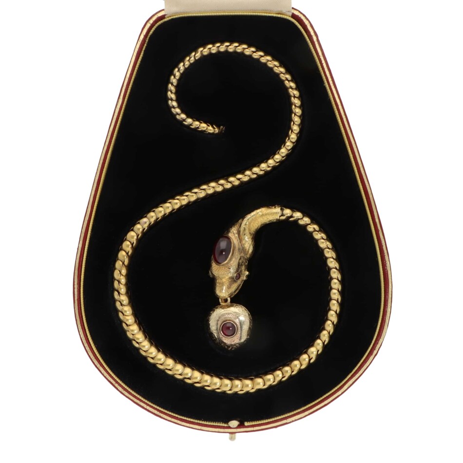 Vintage Victorian Garnet Snake Necklace in Yellow Gold