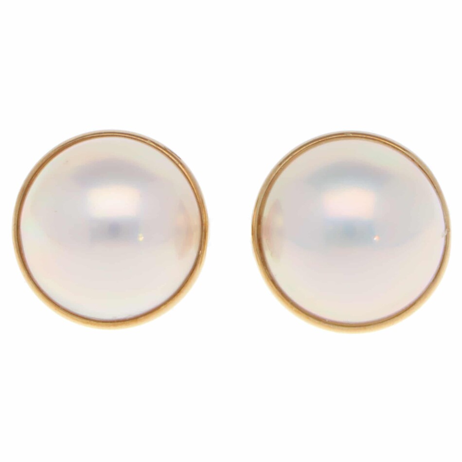 Vintage Tasaki Mabe Pearl Clip Earrings in Yellow Gold