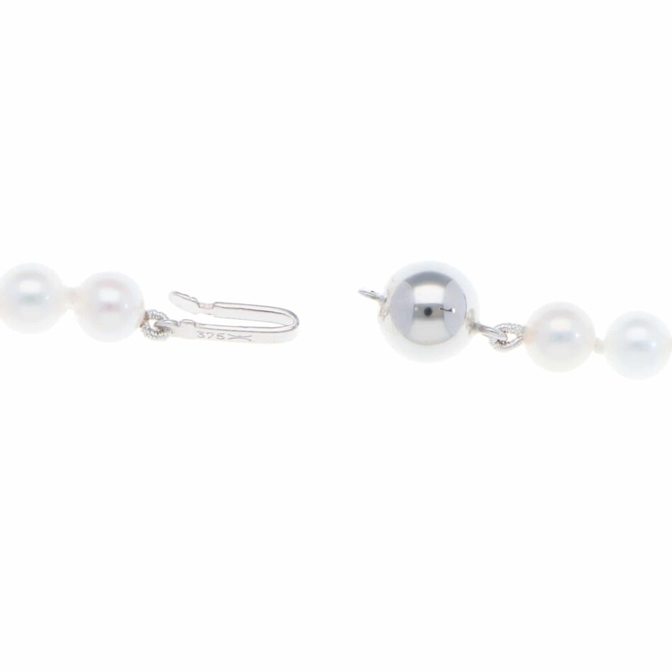 Freshwater Pearl Strand Necklace with White Gold Clasp