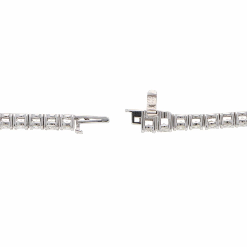Contemporary 6.82ct Diamond Line Tennis Bracelet in White Gold