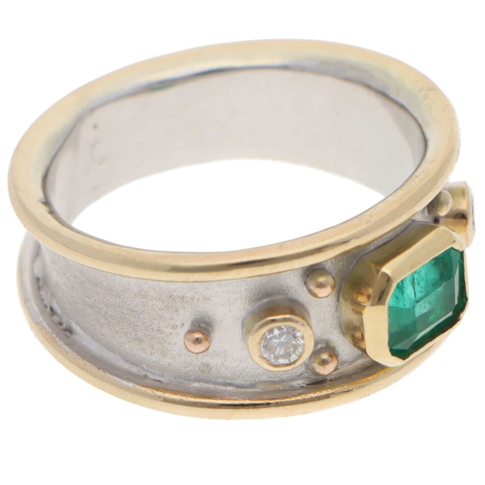 Contemporary Emerald and Diamond Etruscan Revival Dress Ring
